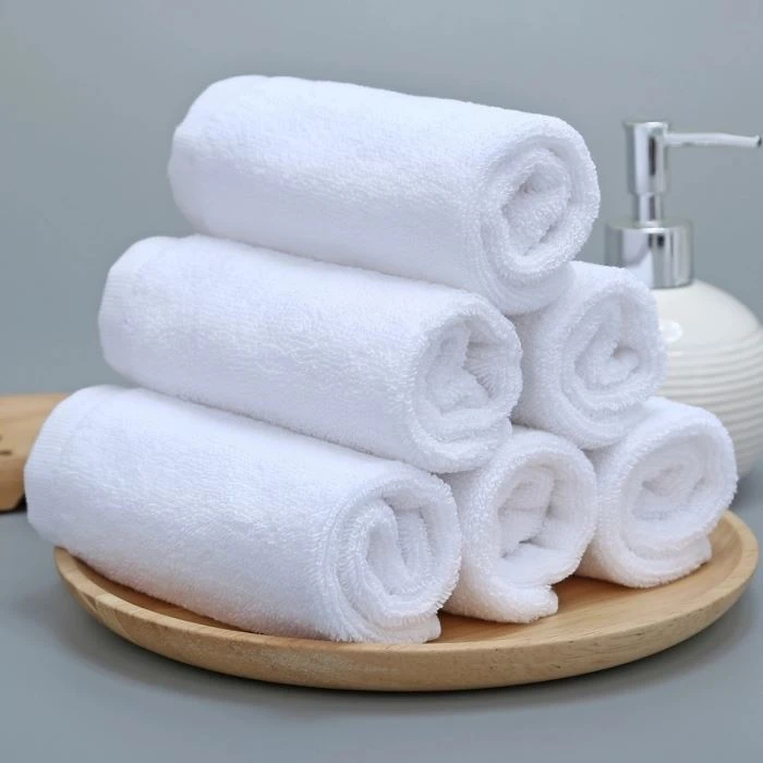 Valge väike pesukangas